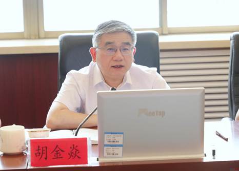 https://www.qdu.edu.cn/__local/9/C2/04/FF610281CAD6E5E1A8043832163_08DC18E9_DAD8.jpg